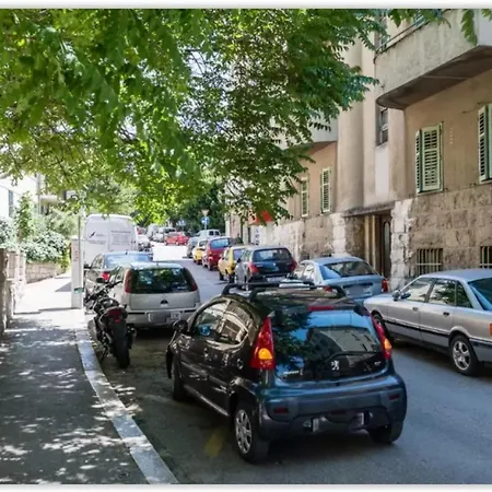 Nice Flat In City Center * Split